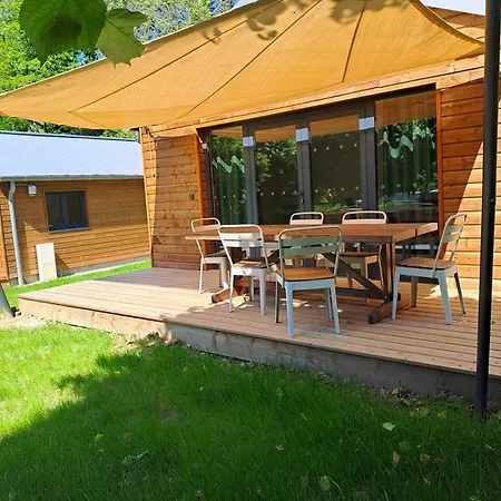 Camping Municipal De L'allochon A Кемпинг Монморийон